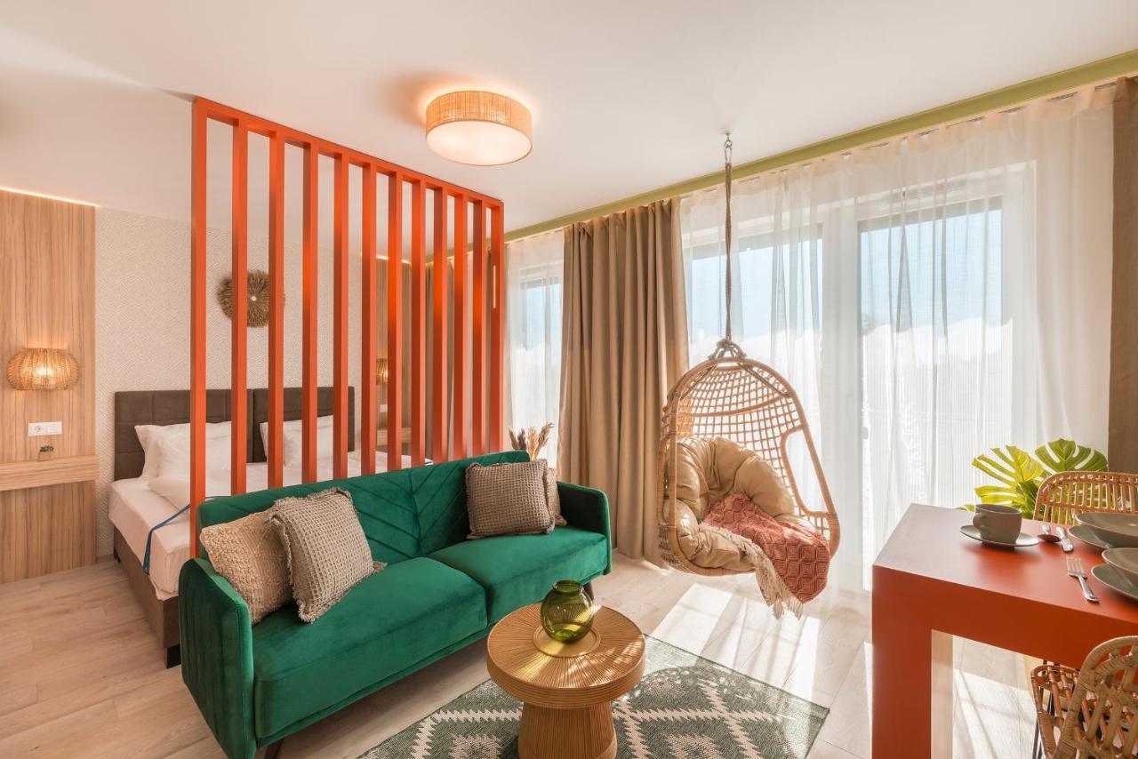 Sunset Resort - Lakeside Boutique Apartments Fonyod Bagian luar foto