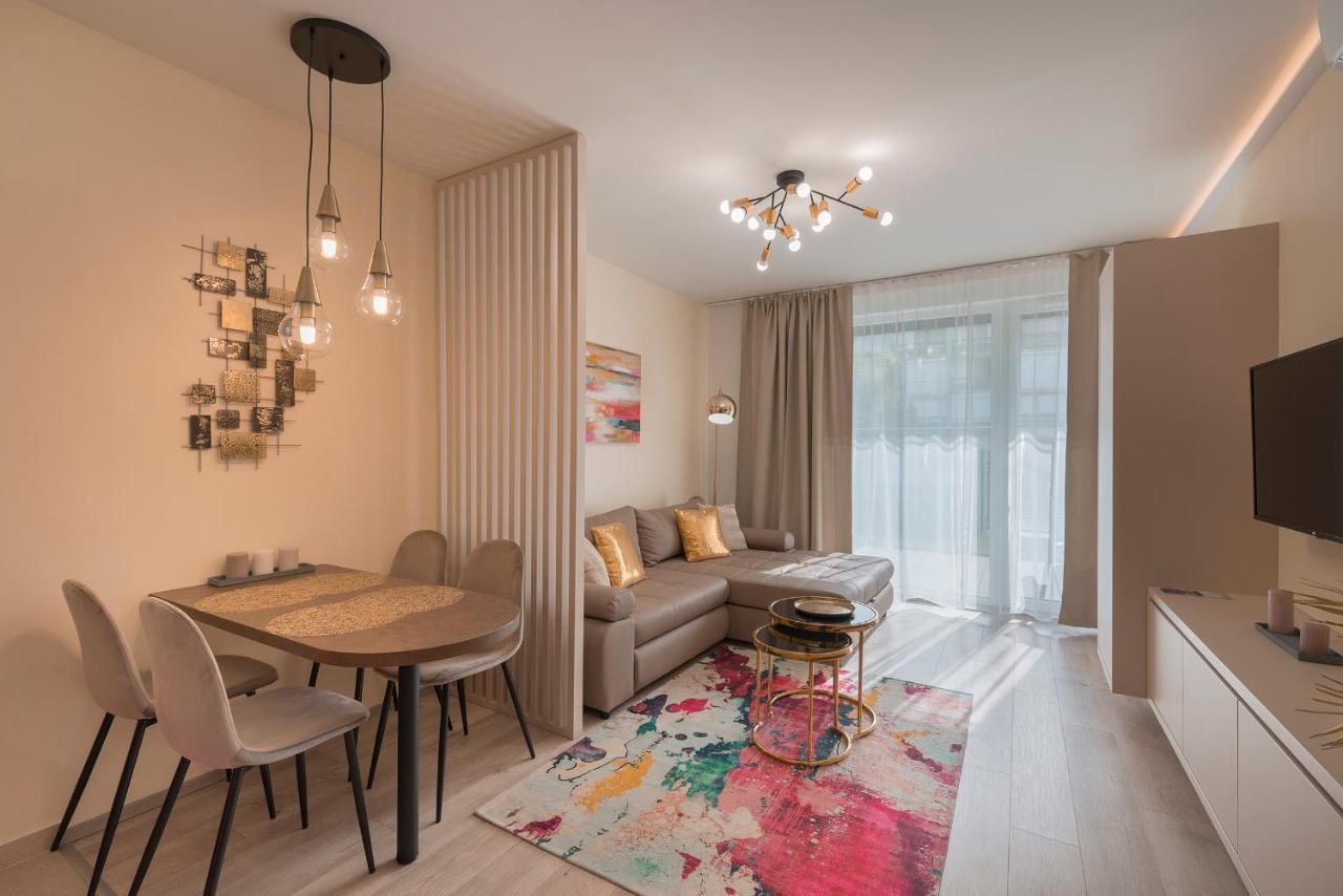 Sunset Resort - Lakeside Boutique Apartments Fonyod Ruang foto