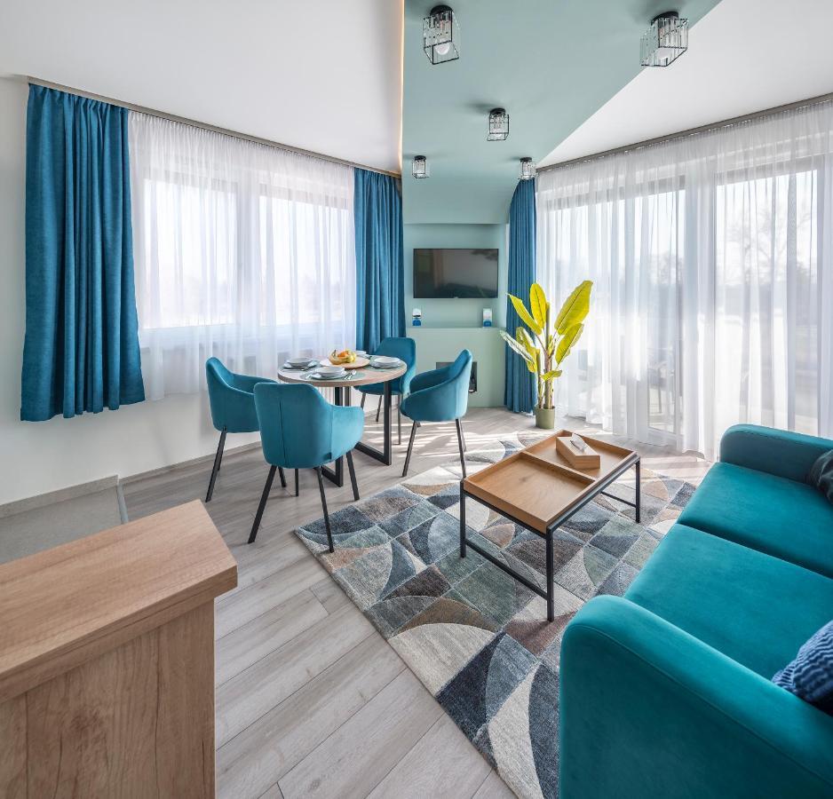 Sunset Resort - Lakeside Boutique Apartments Fonyod Ruang foto